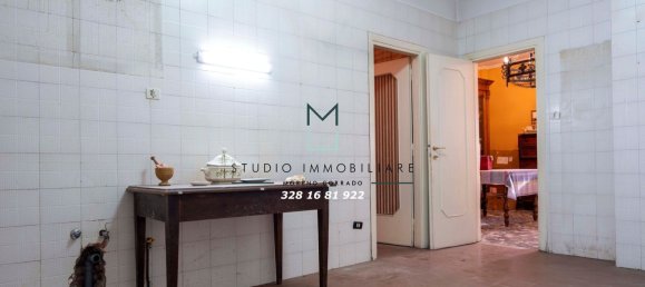 Casa de 6 habitaciónes en Avellino, Italy No. 213639 7