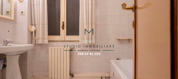 Casa de 6 habitaciónes en Avellino, Italy No. 213639 22