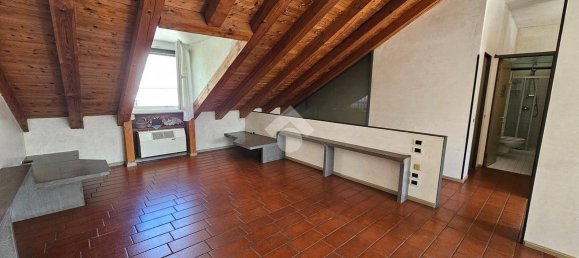 2-salle Appartement à Feltre, Italy No. 357193 6