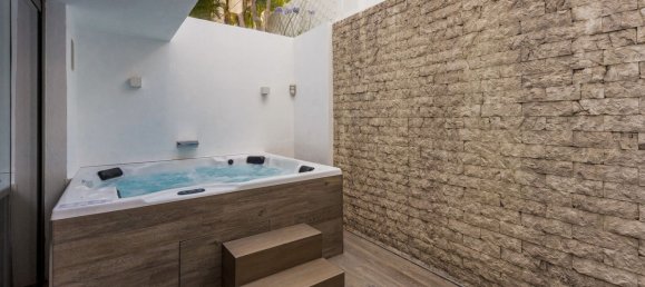 4 bedrooms House in Marbella, Spain No. 136706 32