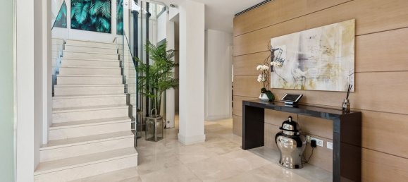 4 bedrooms House in Marbella, Spain No. 136706 16