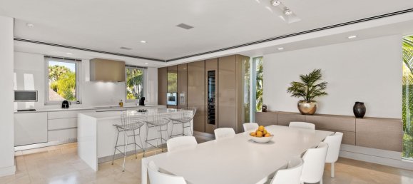 4 bedrooms House in Marbella, Spain No. 136706 15