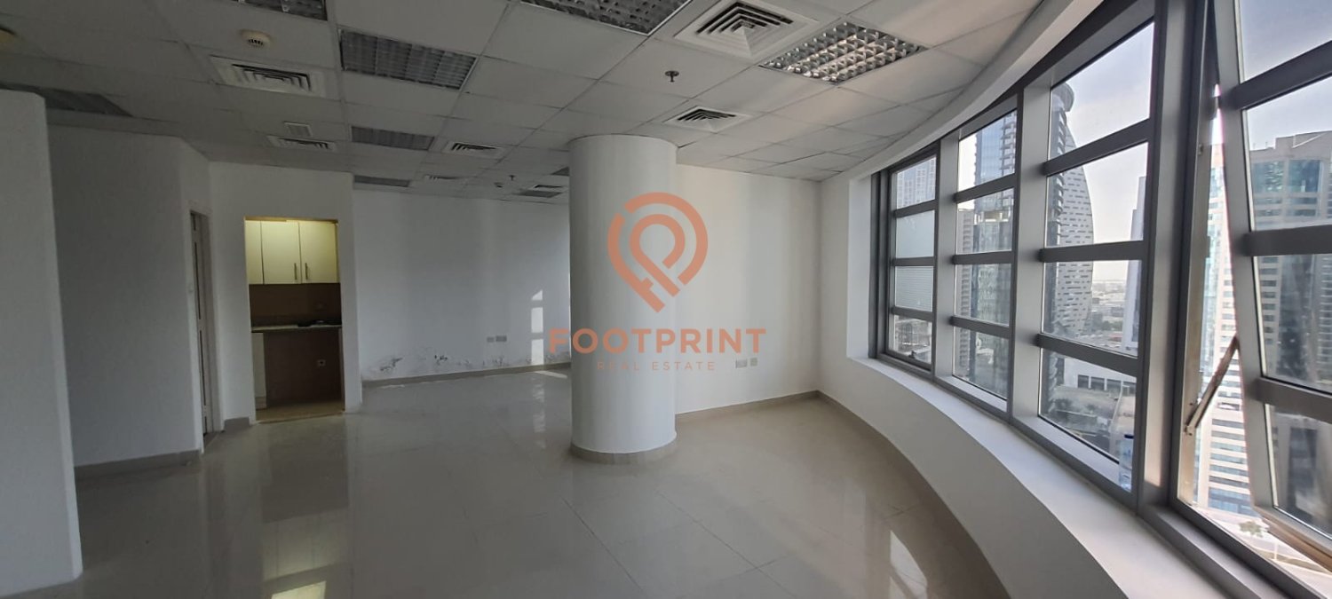 93.7m² Office in Business Bay, UAE No. 24570