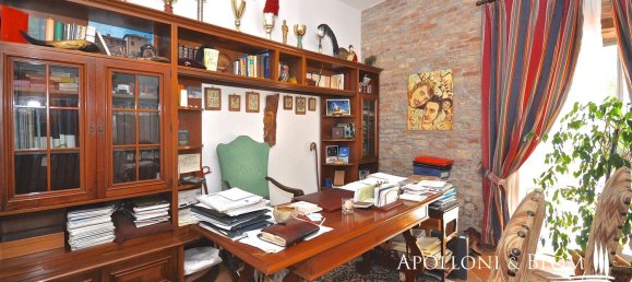 18 rooms House in Perugia, Italy No. 54500 15