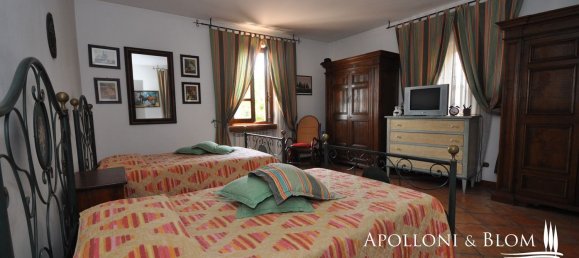 18 rooms House in Perugia, Italy No. 54500 28