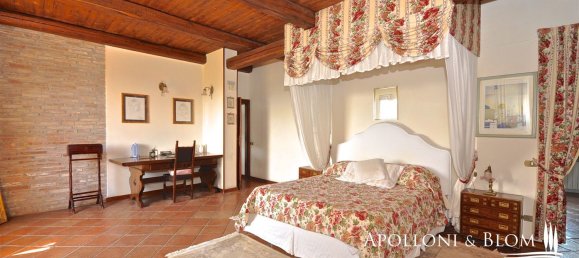18 rooms House in Perugia, Italy No. 54500 17