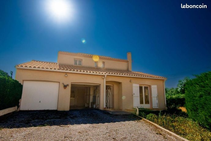 4 bedrooms Villa in Pyrenees-Orientales, France No. 304081