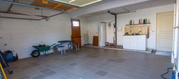 4 bedrooms Villa in Pyrenees-Orientales, France No. 304081 3