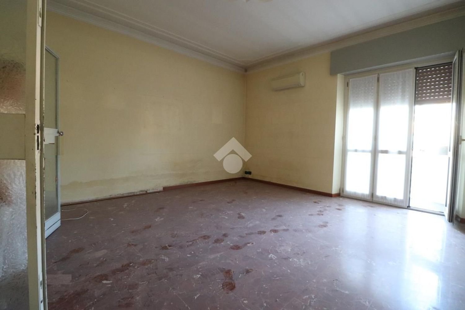 Квартира с 4 спальнями в Ровербелла, Италия № 381844