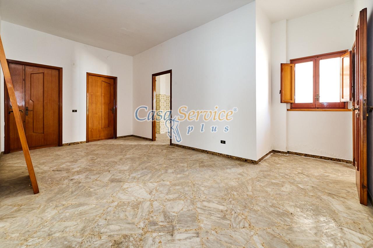 7غرفة منزل في Matino, Italy رقم 232046