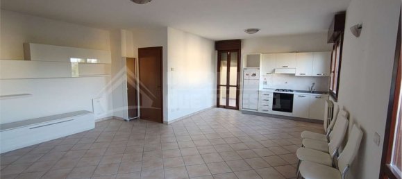 7 bedrooms Apartment in Reggio Emilia, Italy No. 347346 3