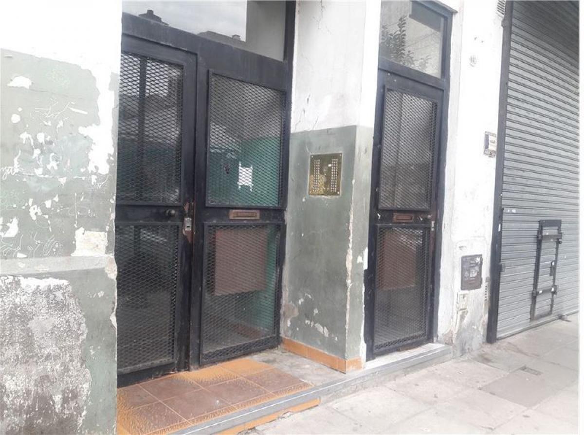 Studio in Buenos Aires, Argentina No. 80013