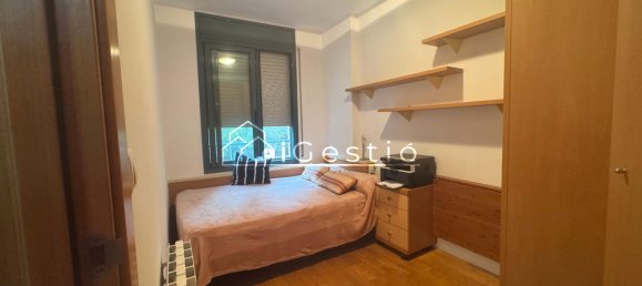 Moradia em banda T4 em Sant Feliu de Llobregat, Spain N.º 167072 7