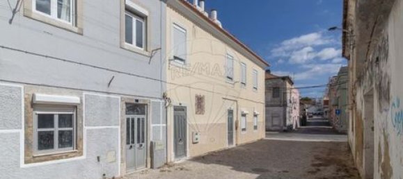 2 Schlafzimmer Wohnung in Barreiro, Portugal, Nr. 323075 3