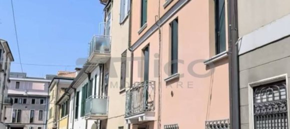 1 bedroom Apartment in Rovigo, Italy No. 354417 2