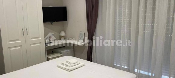 Apartamento de 4 habitaciónes en Naples, Italy No. 16073 5