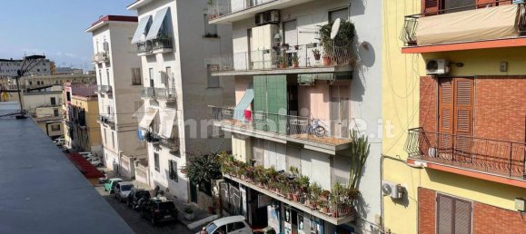 Apartamento de 4 habitaciónes en Naples, Italy No. 16073 12