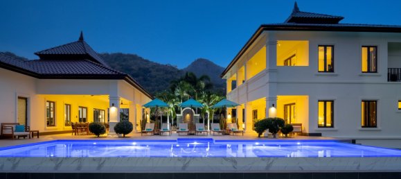 5 bedrooms Cafe / restaurant in Hua Hin, Thailand No. 6796 2