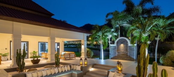 5 bedrooms Cafe / restaurant in Hua Hin, Thailand No. 6796 4