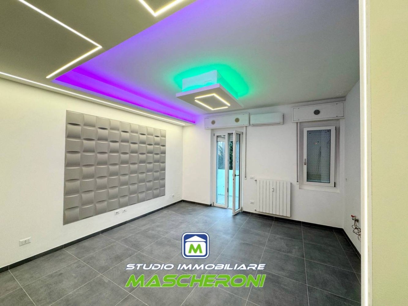 1 chambre Appartement à Milan, Italy No. 331056