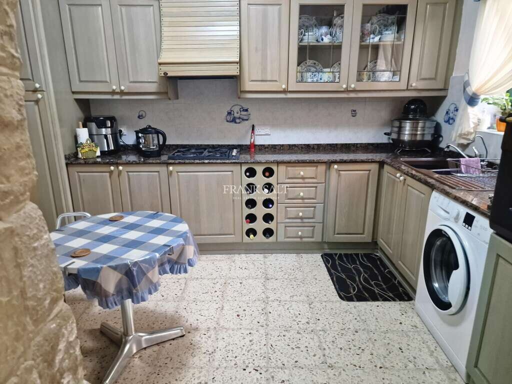 3 chambres Maison à Zebbug, Malta No. 2211