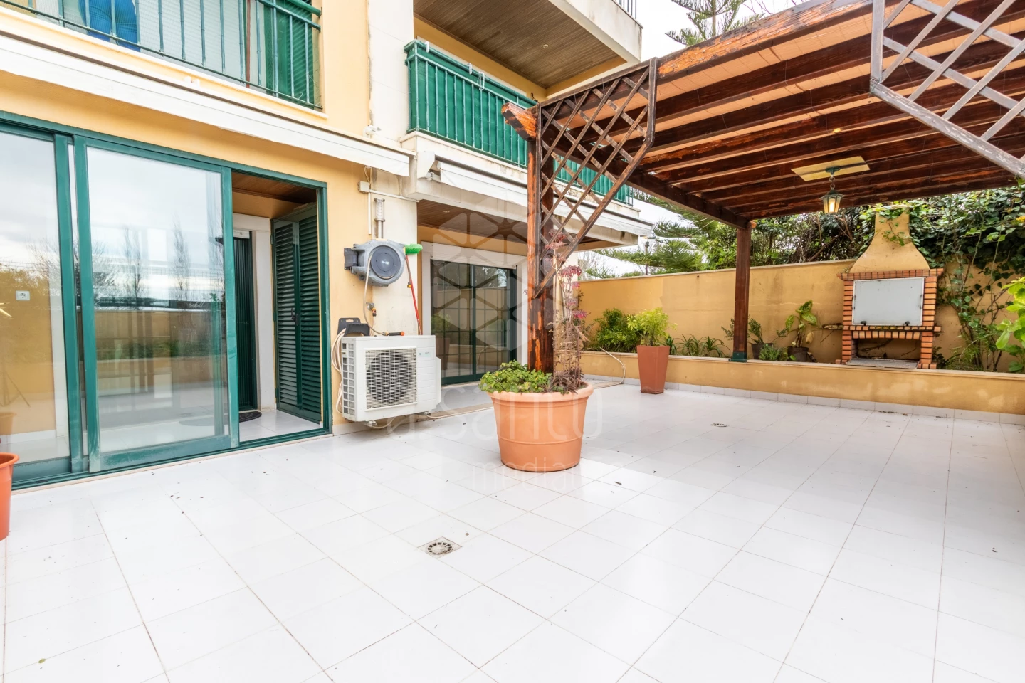 2 bedrooms Apartment in Cascais, Portugal No. 104408