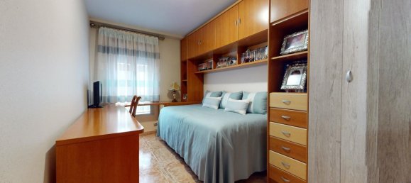 3 bedrooms Apartment in Cordoba, Spain No. 108312 4