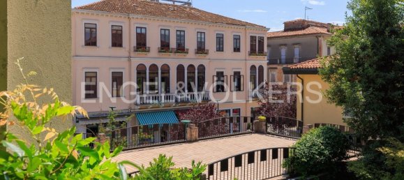 9-salle Villa à Venice, Italy No. 67670 27