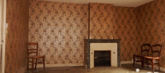 5 bedrooms House in Vineuil, France No. 78882 5