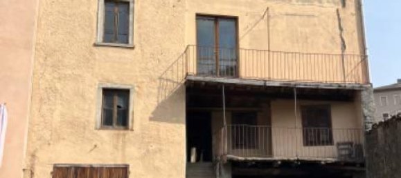 Casa de 9 habitaciónes en Clusone, Italy No. 72297 4