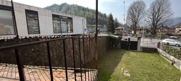 Casa de 9 habitaciónes en Clusone, Italy No. 72297 8