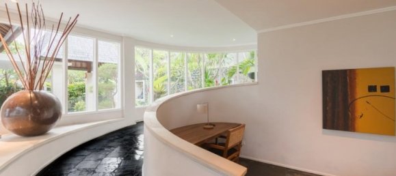 4 bedrooms Villa in South Kuta, Indonesia No. 2985 20