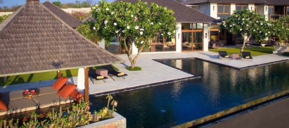 4 bedrooms Villa in South Kuta, Indonesia No. 2985 6