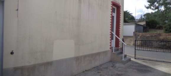 4 bedrooms House in Mayenne, France No. 333039 10