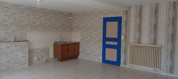 4 bedrooms House in Mayenne, France No. 333039 2