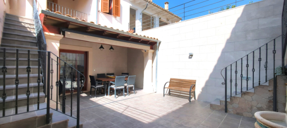 3 bedrooms Townhouse in Llucmajor, Spain No. 161733 2