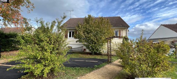 4 Schlafzimmer Haus in Darvoy, France, Nr. 73454 2