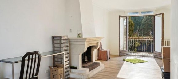 4 Schlafzimmer Haus in Villemomble, France, Nr. 312788 3