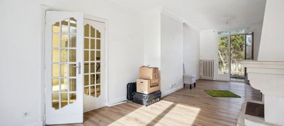 4 Schlafzimmer Haus in Villemomble, France, Nr. 312788 2