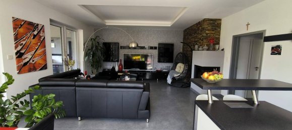 3 bedrooms House in Zurndorf, Austria No. 156640 2