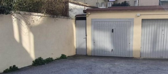 8 rooms Apartment in Livorno, Italy No. 131584 16