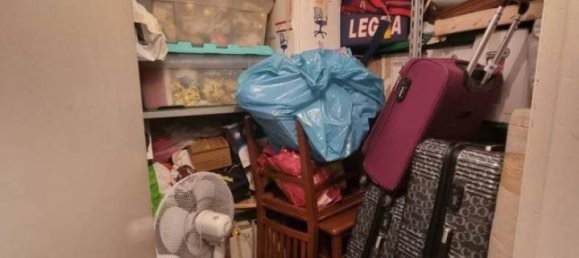 8 rooms Apartment in Livorno, Italy No. 131584 17