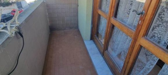 8 rooms Apartment in Livorno, Italy No. 131584 31