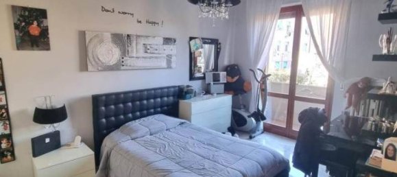 8 rooms Apartment in Livorno, Italy No. 131584 3