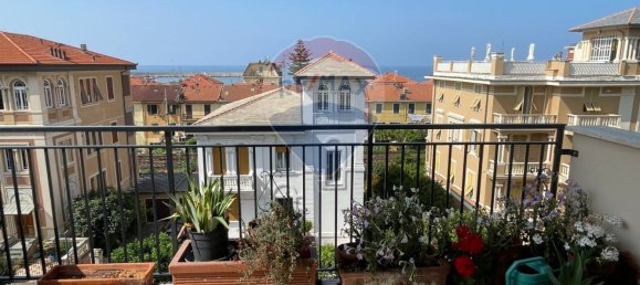 5 rooms Apartment in Chiavari, Italy No. 307998 2