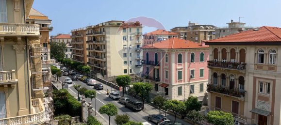 5 rooms Apartment in Chiavari, Italy No. 307998 12
