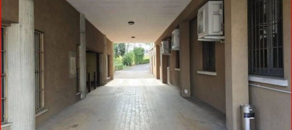 1172m² Office in Conegliano, Italy No. 263666 7