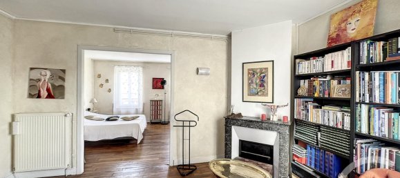 5 bedrooms House in Yvoy-le-Marron, France No. 89952 30