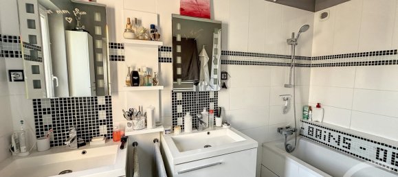 5 bedrooms House in Yvoy-le-Marron, France No. 89952 32