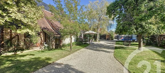 5 bedrooms House in Yvoy-le-Marron, France No. 89952 73